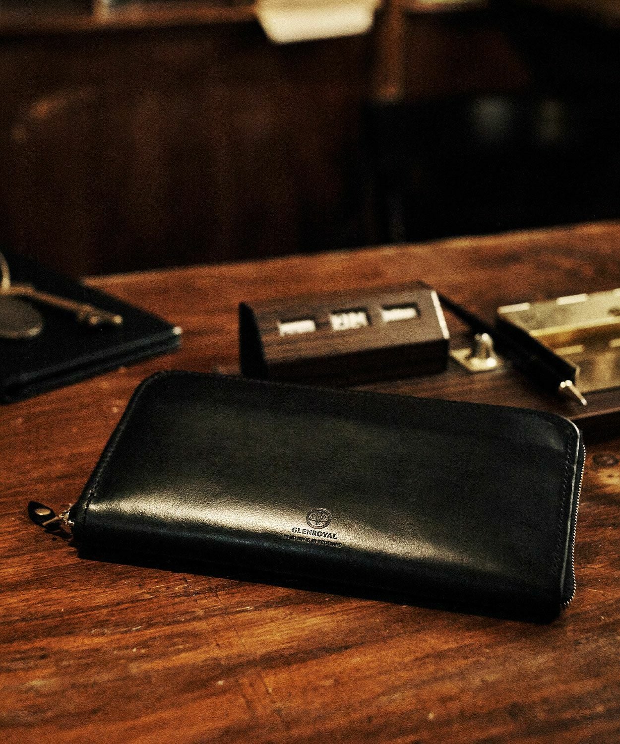 ラウンドジップ長財布 全6色 | BRITISH MADE