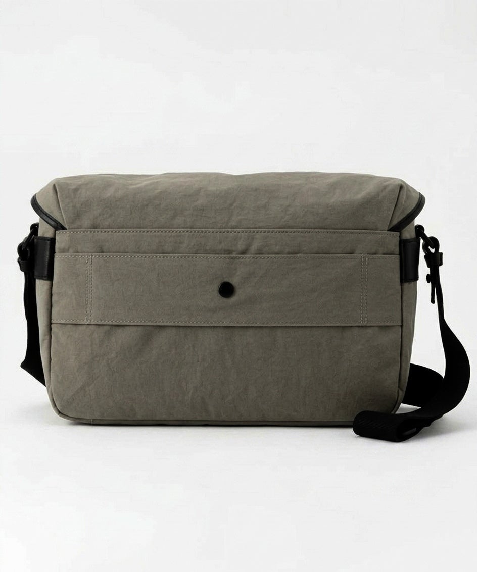 カメラバッグ(ナイロン) 全3色 | BRITISH MADE