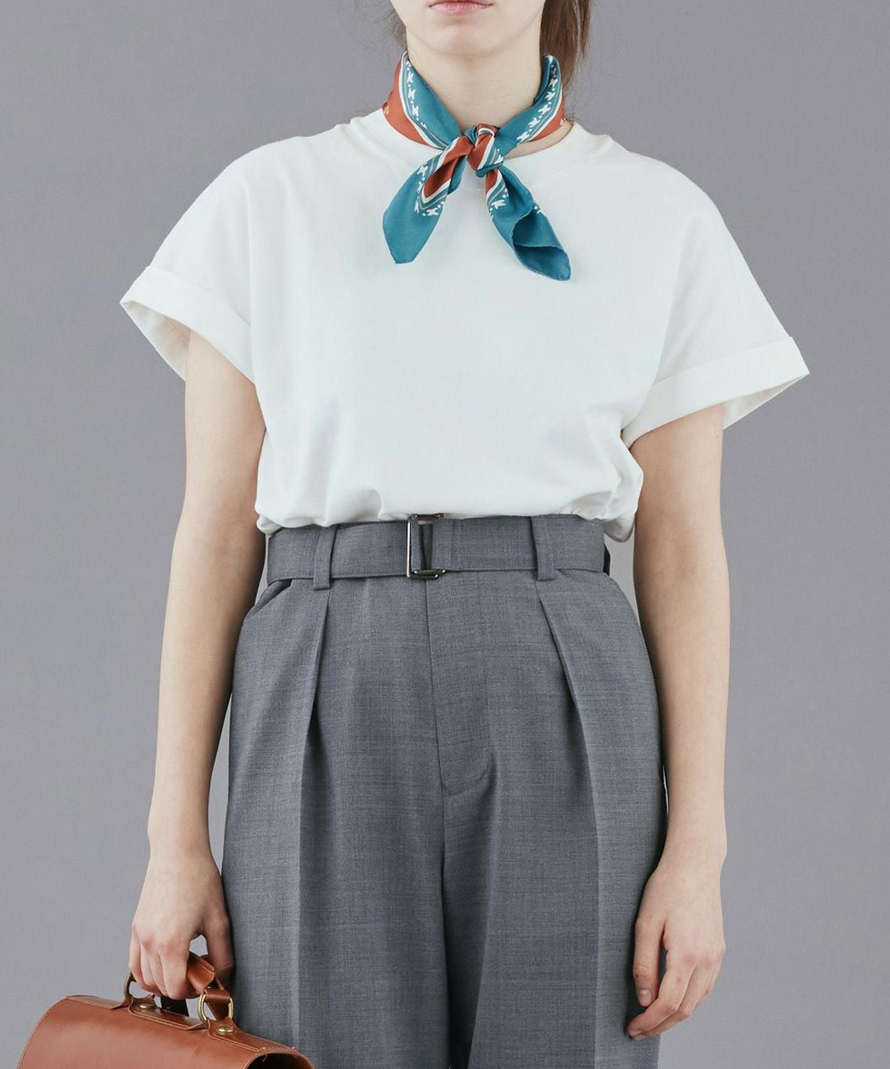 シスルスカーフ(シルクサテン)(WOMEN) 全2色 | BRITISH MADE