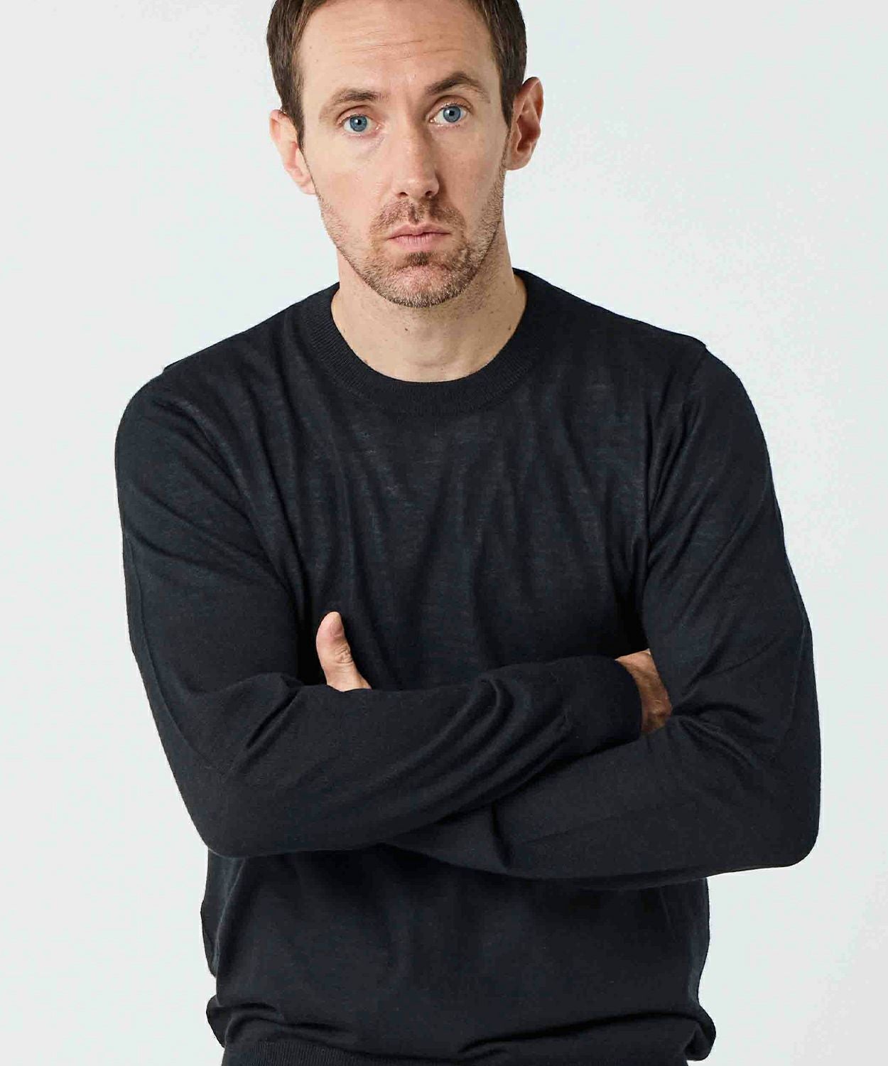 ラウンドネックセーター(カシミヤ)(MEN) 全2色 | BRITISH MADE