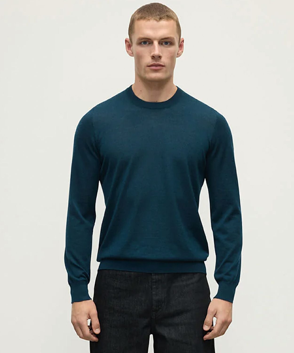 ラウンドネックセーター(カシミヤ)(MEN) 全2色 | BRITISH MADE